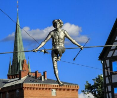 bydgoszcz brda river sculpture 220078